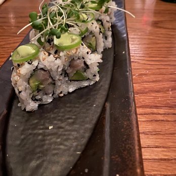 Zuma - Pirikara hamachi maki (spicy yellowtail roll) - Japanese Near Me - Miami, Florida Zuma - Pirikara hamachi maki (spicy yellowtail roll) - Japanese Near Me - Miami, Florida