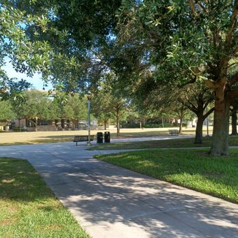 Memory Mall - Parks Near Me - Orlando, Florida