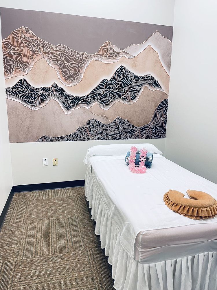 BEST FOOT MASSAGE Updated October 2024 15 Photos 2200 Interstate 45 N, Conroe, Texas