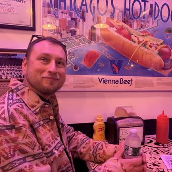 Bobbi’s Italian Beef - Inside - Hot Dogs Near Me - Brooklyn, New York Bobbi’s Italian Beef - Inside - Hot Dogs Near Me - Brooklyn, New York