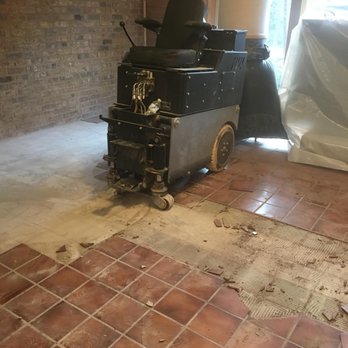 David's Floor Covering - a stove in a room - Flooring Near Me David's Floor Covering - a stove in a room - Flooring Near Me