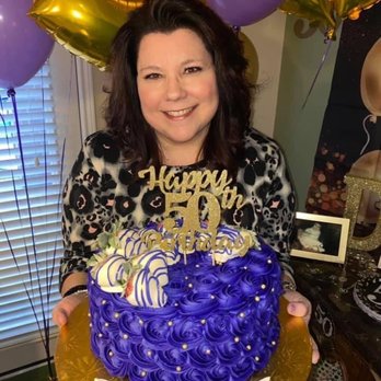 Cakes By Jula - Awesome job!  Wifey loves the strawberry cake!  Came out perfect! - Bakeries Near Me - League City, Texas