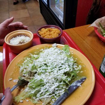 Del Huerto Mexican Grill - Enchilada de pollo verde - Mexican Near Me - Westminster, Maryland