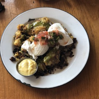 Chadwick's - Brisket Hash -- fantastic! - Canadian (New) Near Me - Toronto, Ontario