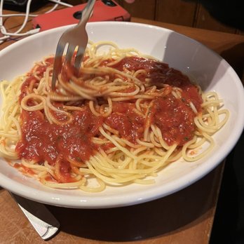 Olive Garden Italian Restaurant - Italian Near Me - Secaucus, New Jersey Olive Garden Italian Restaurant - Italian Near Me - Secaucus, New Jersey