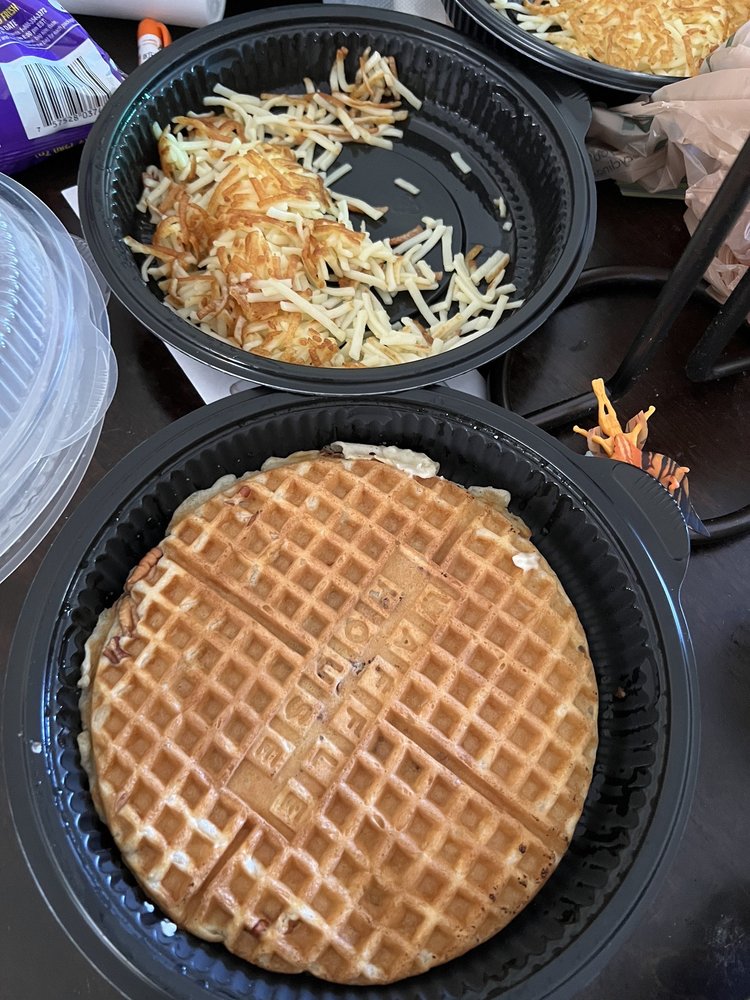 WAFFLE HOUSE Updated August 2024 4030 Chapel Hill Rd, Douglasville, Breakfast