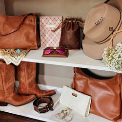 Chic Boutique Consignments