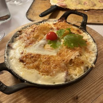 Caveau Gurtlerhoft - Poêlées De Roesti: Bûcheronne - Alsatian Near Me - Strasbourg, 67