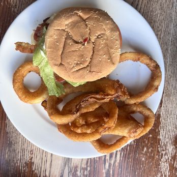 Villager Restaurant & Catering - Cold Cheeseburger - Breakfast & Brunch Near Me - Kent, Connecticut Villager Restaurant & Catering - Cold Cheeseburger - Breakfast & Brunch Near Me - Kent, Connecticut