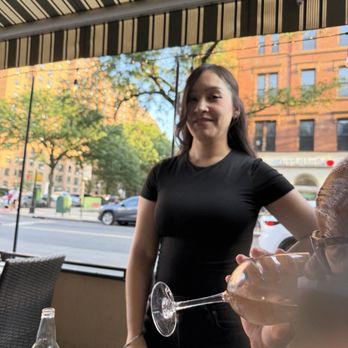 Putnam's Pub & Cooker - The Laverne and Shirley waitress!!! - Pubs Near Me - Brooklyn, New York Putnam's Pub & Cooker - The Laverne and Shirley waitress!!! - Pubs Near Me - Brooklyn, New York