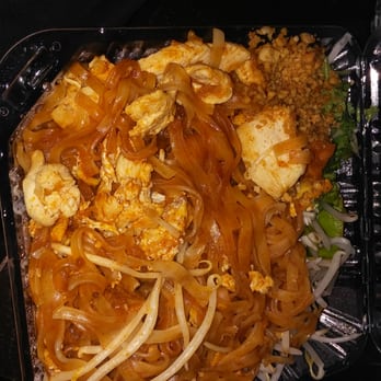 Vientian Cafe - Chicken pad thai to go ;) - Vietnamese Near Me - Oakland, California Vientian Cafe - Chicken pad thai to go ;) - Vietnamese Near Me - Oakland, California