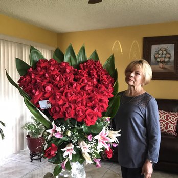 Alexander Flower - The biggest most beautiful flower arrangement ever. - Florists Near Me - Los Angeles, California Alexander Flower - The biggest most beautiful flower arrangement ever. - Florists Near Me - Los Angeles, California
