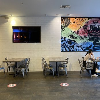 FOB Poke Bar -  Capitol Hill - Sitting area - Poke Near Me - Seattle, Washington