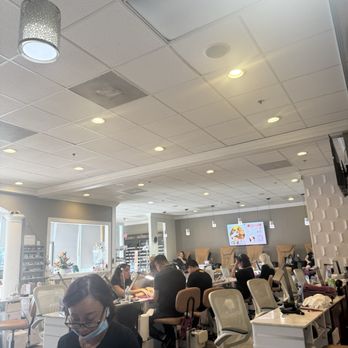 Glow Nails & Spa - Day Spas Near Me - Coral Springs, Florida