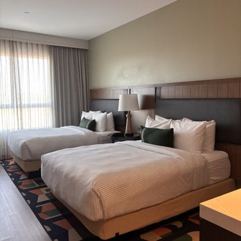 Cambria Hotel Templeton - Hotels Near Me - Templeton, California Cambria Hotel Templeton - Hotels Near Me - Templeton, California