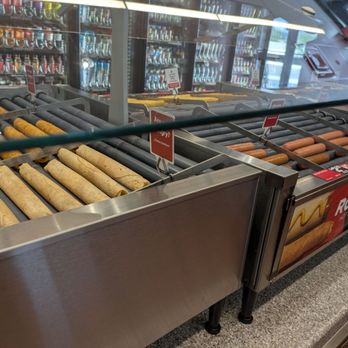 Quik Trip - Hot snack bar - Gas Stations Near Me - Chandler, Arizona