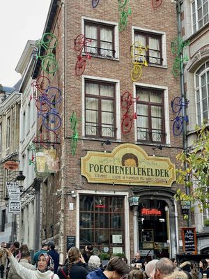 Poechenellekelder by null