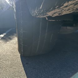 Avis - No thread on tires