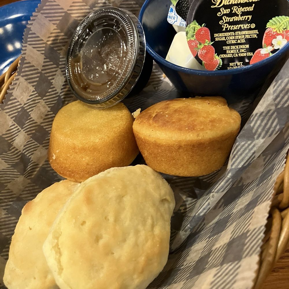 Cracker Barrel Old Country Store - Breakfast & Brunch Near Me - Norman, Oklahoma Cracker Barrel Old Country Store - Breakfast & Brunch Near Me - Norman, Oklahoma