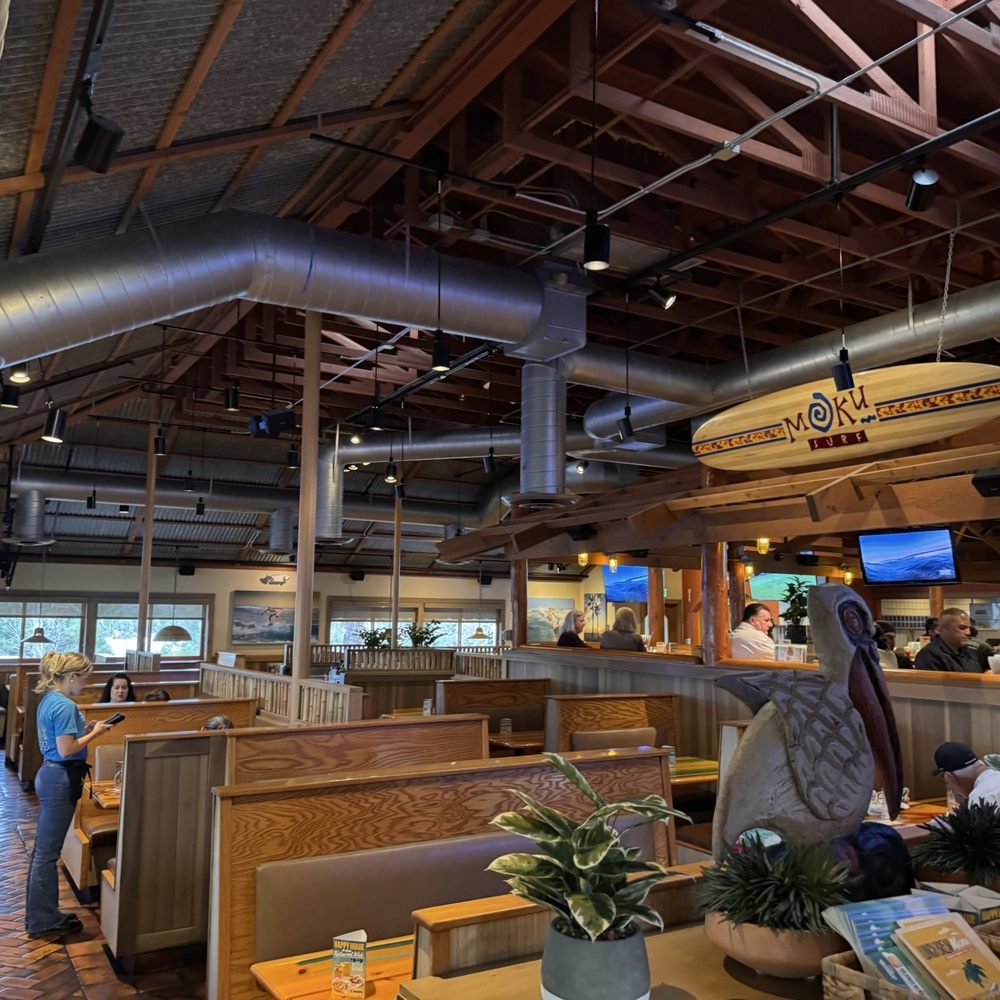 Islands Restaurant - Burgers Near Me - San Diego, California