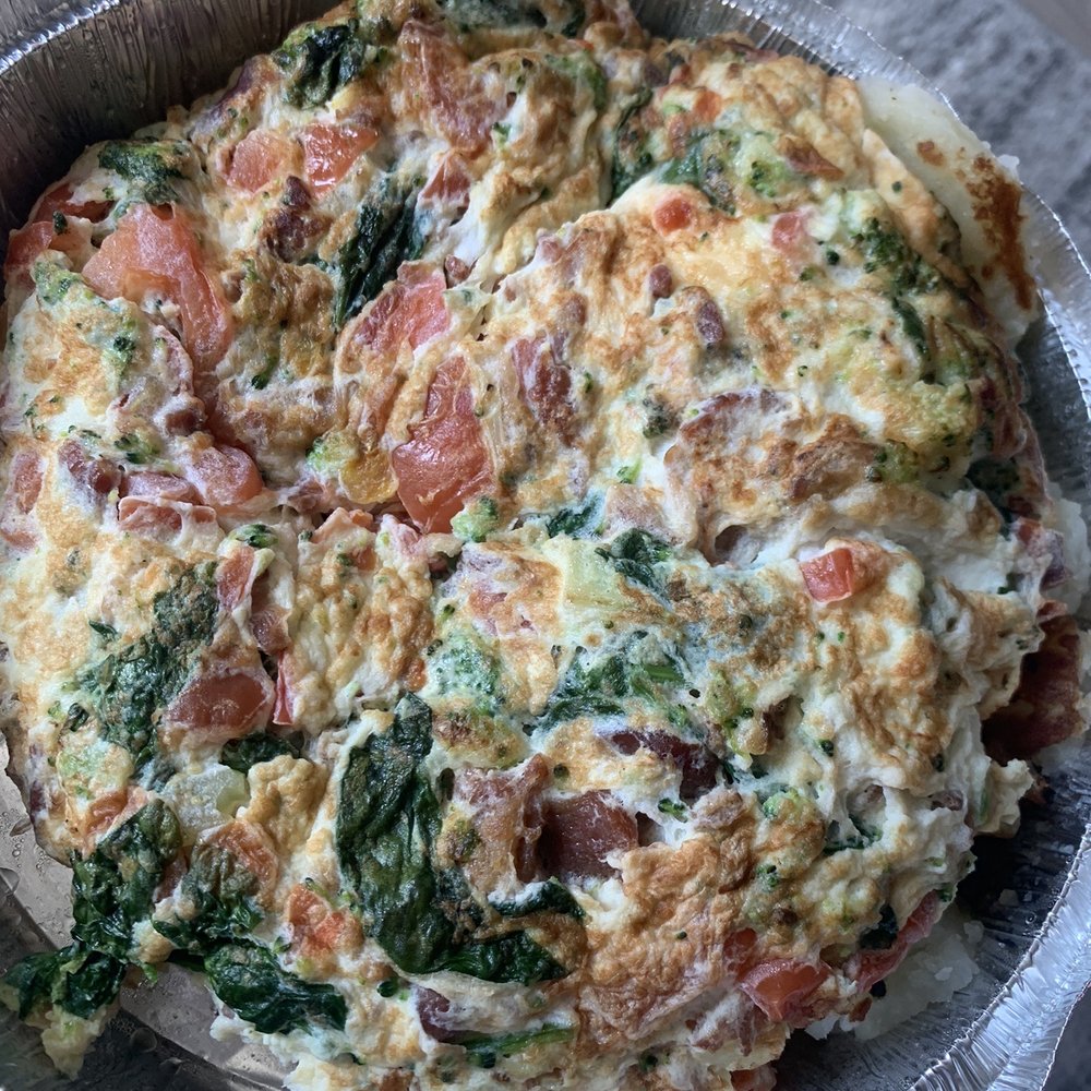 State Street Omelette. Egg whites, spinach and bacon subbed for ham. Sooo good and fluffy!! State Street Omelette. Egg whites, spinach and bacon subbed for ham. Sooo good and fluffy!!