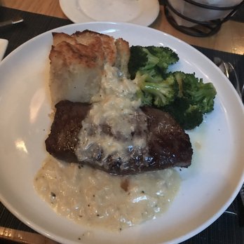 Streetside Seafood - Steak with blue crab butter, potatoes and broccoli for restaurant week - Seafood Near Me - Birmingham, Michigan