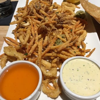 Devon Seafood & Steak - Fried Calamari - Seafood Near Me - Oakbrook Terrace, Illinois