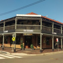 The Exchange Hotel - Outside