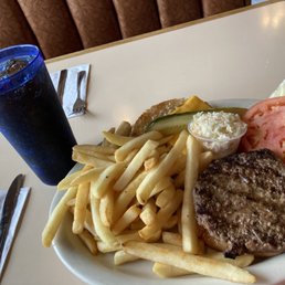 Cheeseburger Deluxe with Coke