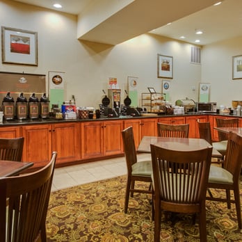 Country Inn & Suites by Radisson, Crestview, FL - Breakfast - Hotels Near Me - Crestview, Florida Country Inn & Suites by Radisson, Crestview, FL - Breakfast - Hotels Near Me - Crestview, Florida