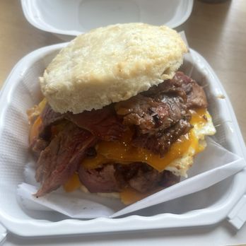 Curbside on the Run - Brisket sandwich - Coffee & Tea Near Me - Pittsburgh, Pennsylvania Curbside on the Run - Brisket sandwich - Coffee & Tea Near Me - Pittsburgh, Pennsylvania