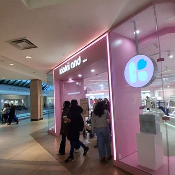 CF Fairview Mall - Shopping Centers Near Me - Toronto, Ontario