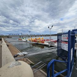 Tempe Town Lake Boat Rentals - Harbor