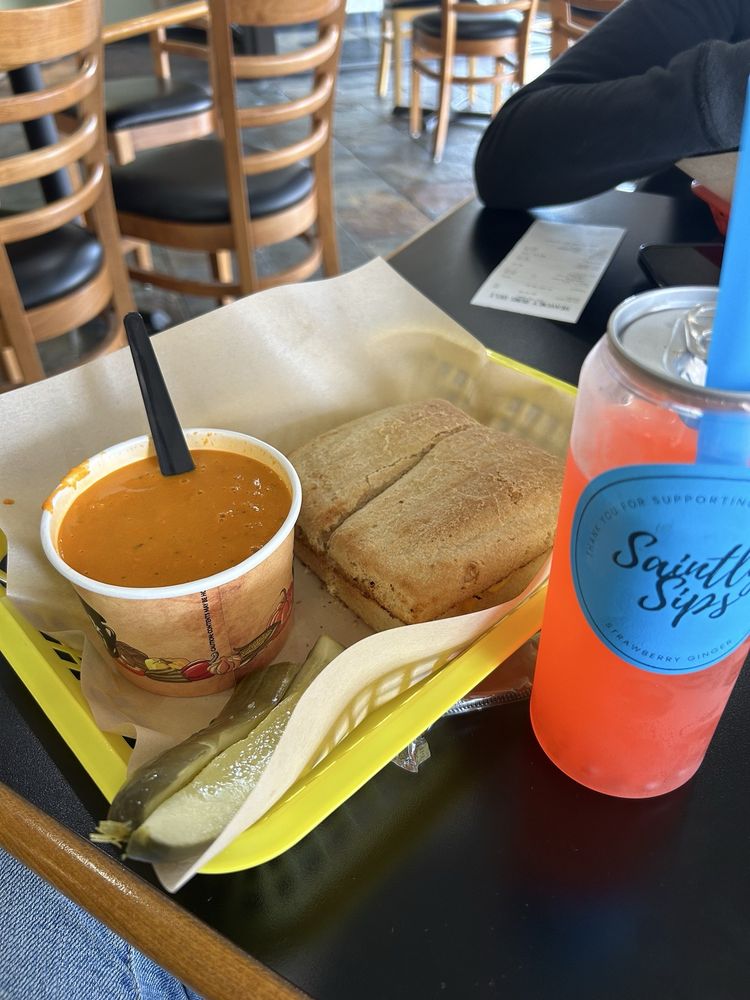 Heavenly Buns Deli Logo