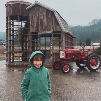 Knutson Farms - Photo opportunity #100 - Farms Near Me - Sumner, Washington Knutson Farms - Photo opportunity #100 - Farms Near Me - Sumner, Washington