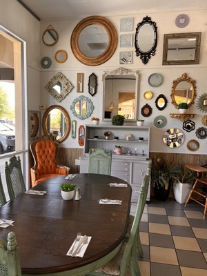Cups Cafe by null