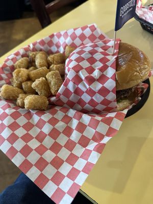 Tommy's Hamburger Grill & Patio by null