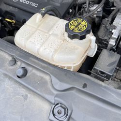 Jiffy Lube - Yesterday seeing my coolant tank empty!