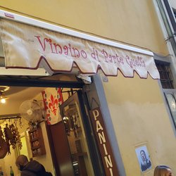 Vinaino di Parte Guelfa - Hidden down the alley.