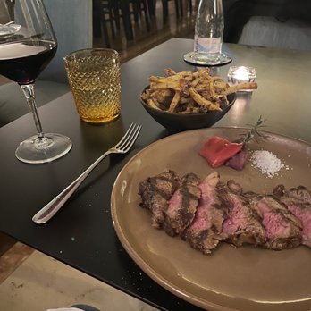 RIB Beef & Wine - Steak, wine, French fries - Steakhouses Near Me - Lisbon, 11 RIB Beef & Wine - Steak, wine, French fries - Steakhouses Near Me - Lisbon, 11