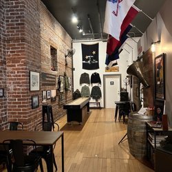 Dauntless Wine Cømpany