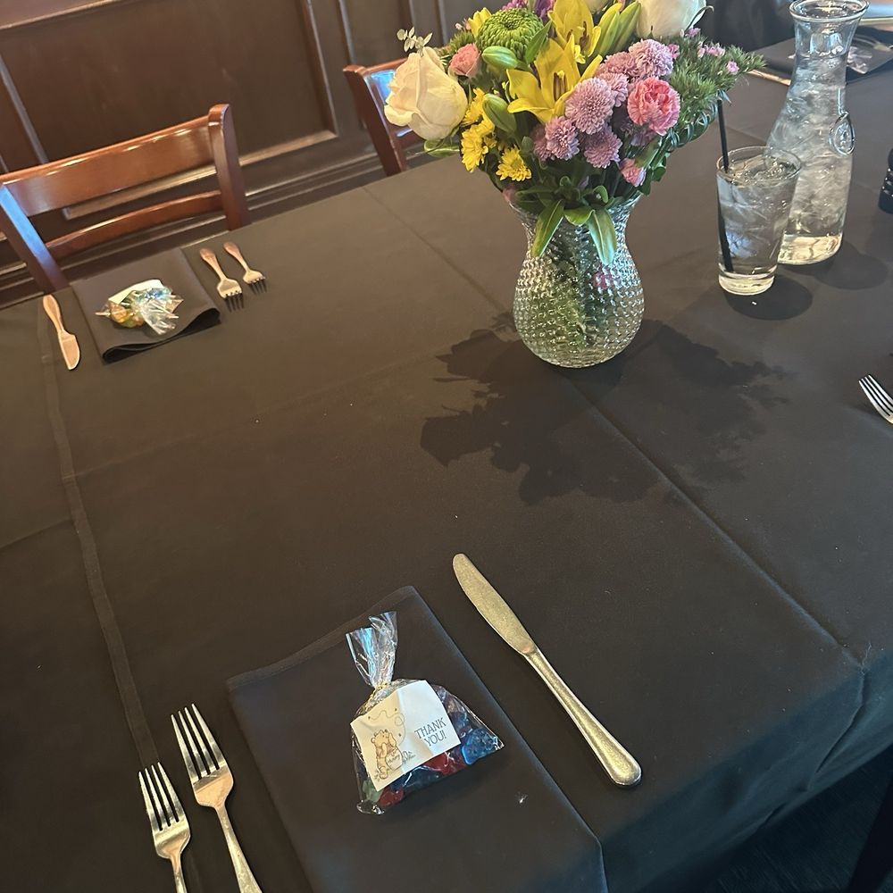 Lighthouse Restaurant - Seafood Near Me - Cedar Lake, Indiana