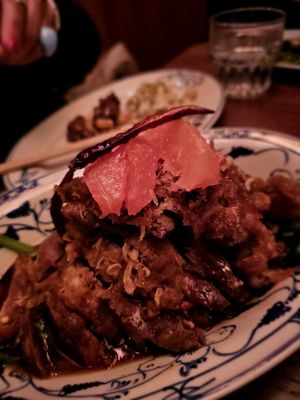La Dong by null