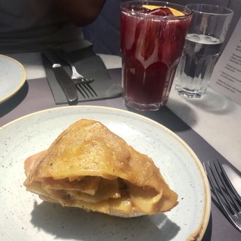 Juana la Loca - Spanish "Tortilla" (4€) & Summer Wine (4€) - Tapas/Small Plates Near Me - Madrid, M