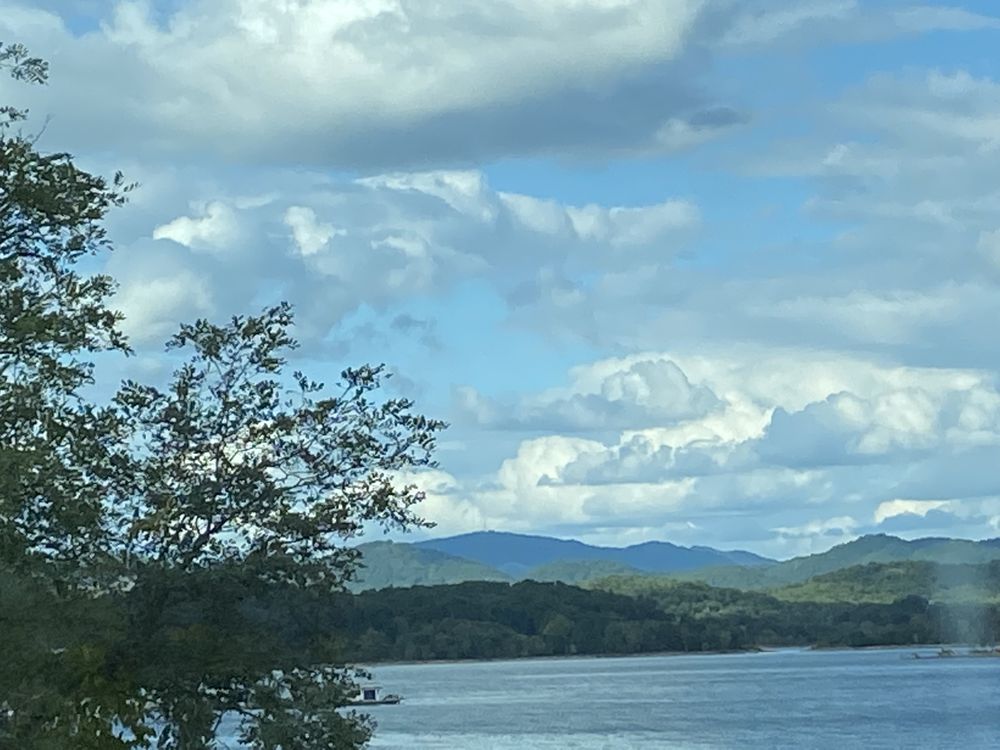 JONATHAN HARPER REALTY GROUP Contact Agent 613 Main St, New