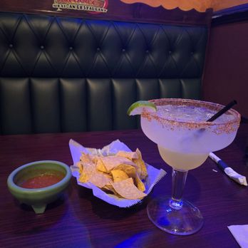 Armando’s Mexican Restaurant - Large margarita - Bars Near Me - Saint George, South Carolina Armando’s Mexican Restaurant - Large margarita - Bars Near Me - Saint George, South Carolina