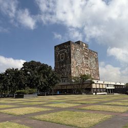 Biblioteca Central UNAM