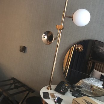 Hotel EMC2, Autograph Collection - Speaker - Hotels Near Me - Chicago, Illinois Hotel EMC2, Autograph Collection - Speaker - Hotels Near Me - Chicago, Illinois