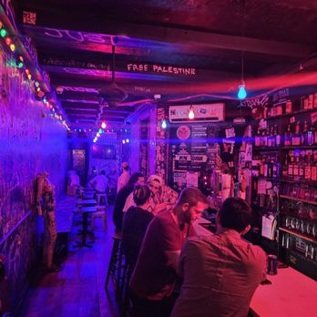 Strangelove - Inside - Dive Bars Near Me - New York, New York Strangelove - Inside - Dive Bars Near Me - New York, New York