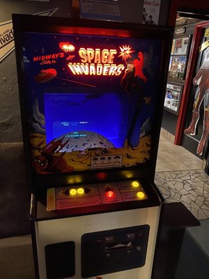Asheville Pinball Museum by null